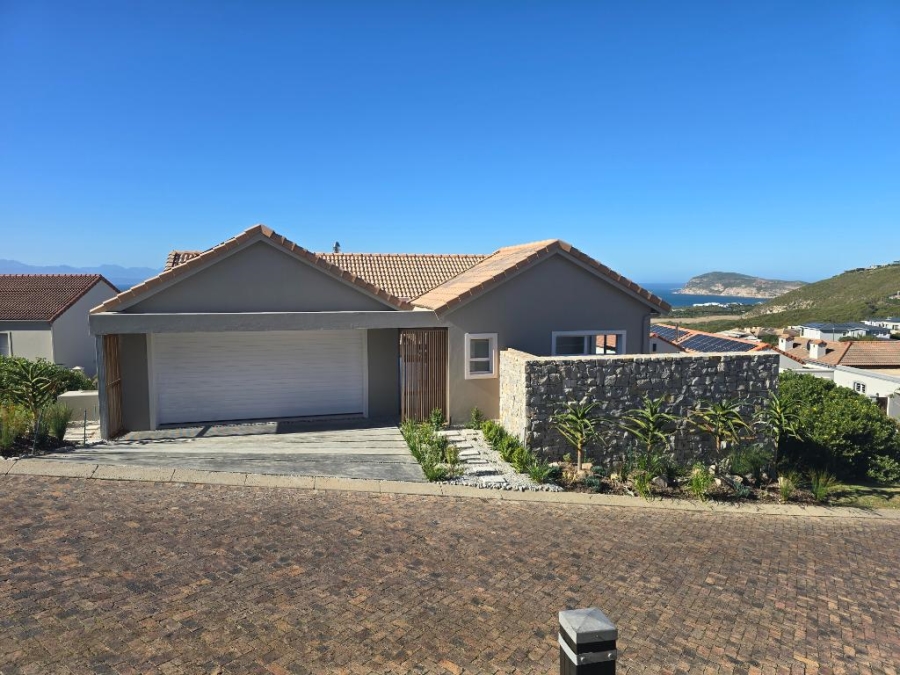 4 Bedroom Property for Sale in Whale Rock Heights Western Cape